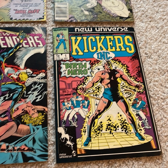 Lot of 5 Comics DC Marvel Eclipse Justice League Kickers Silver Surfer - Picture 6 of 7